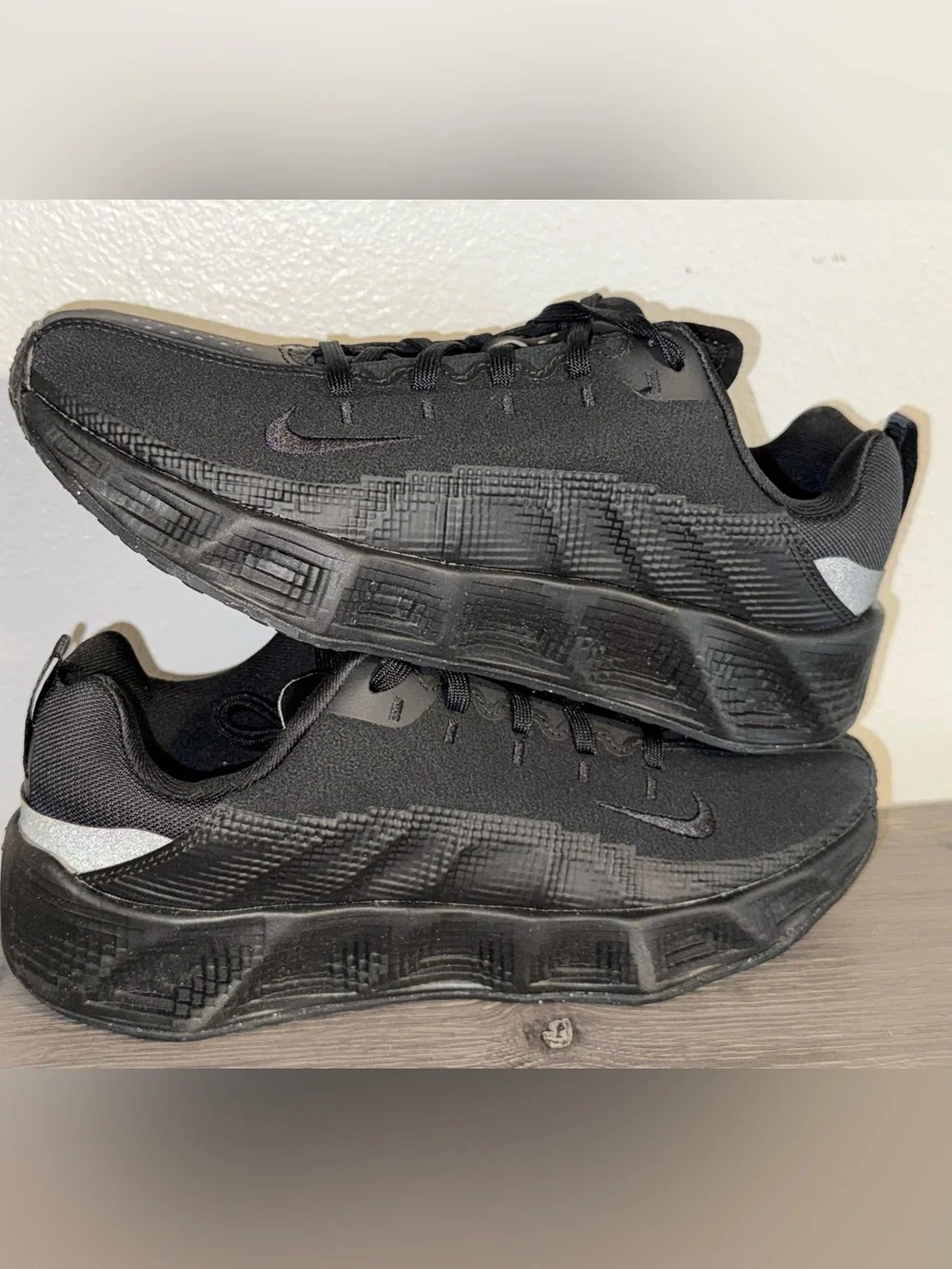 Nike Ava Rover (GS) Sneakers Black Anthracite Size 6.5Y / 8W Brand New In Box